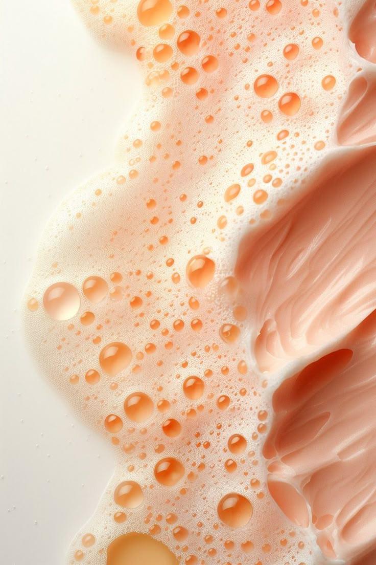 Eclat Soin natural hand and body wash with soft foamy texture in a light peach color